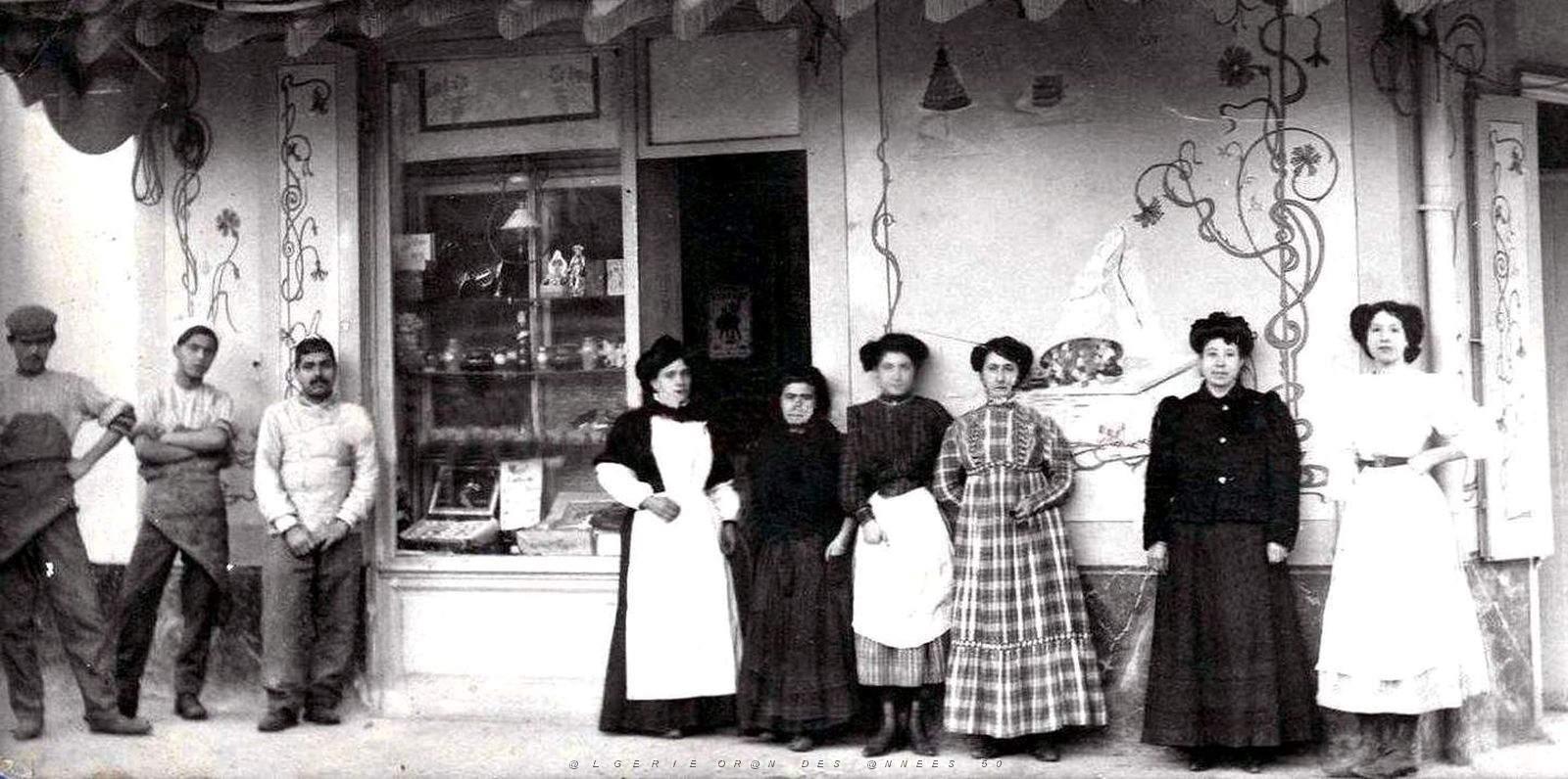 1272- Oran 2- Bd National angle avec le Bd de Mascara - Patisserie - 1912.jpg